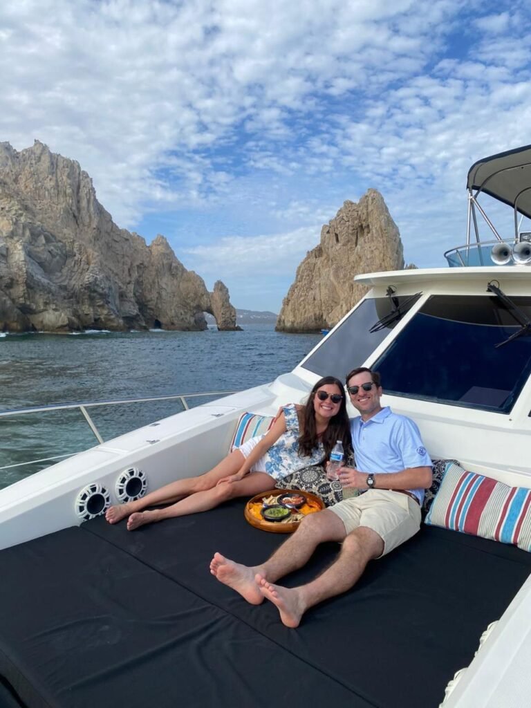Large Yachts in Cabo