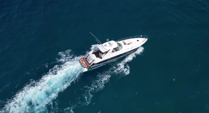 60 ft yacht charter near beautiful tropical islands.