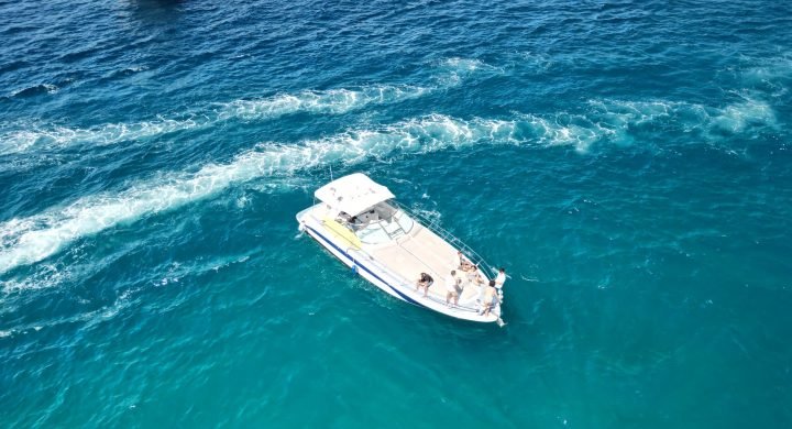 Exclusive 42ft yacht charter ideal for weekend getaways.